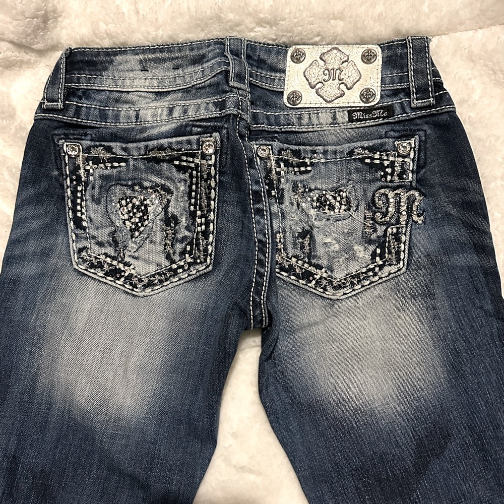 MISS ME JEANS - SIZE 25 - STRAIGHT LEG - DISTRESSED